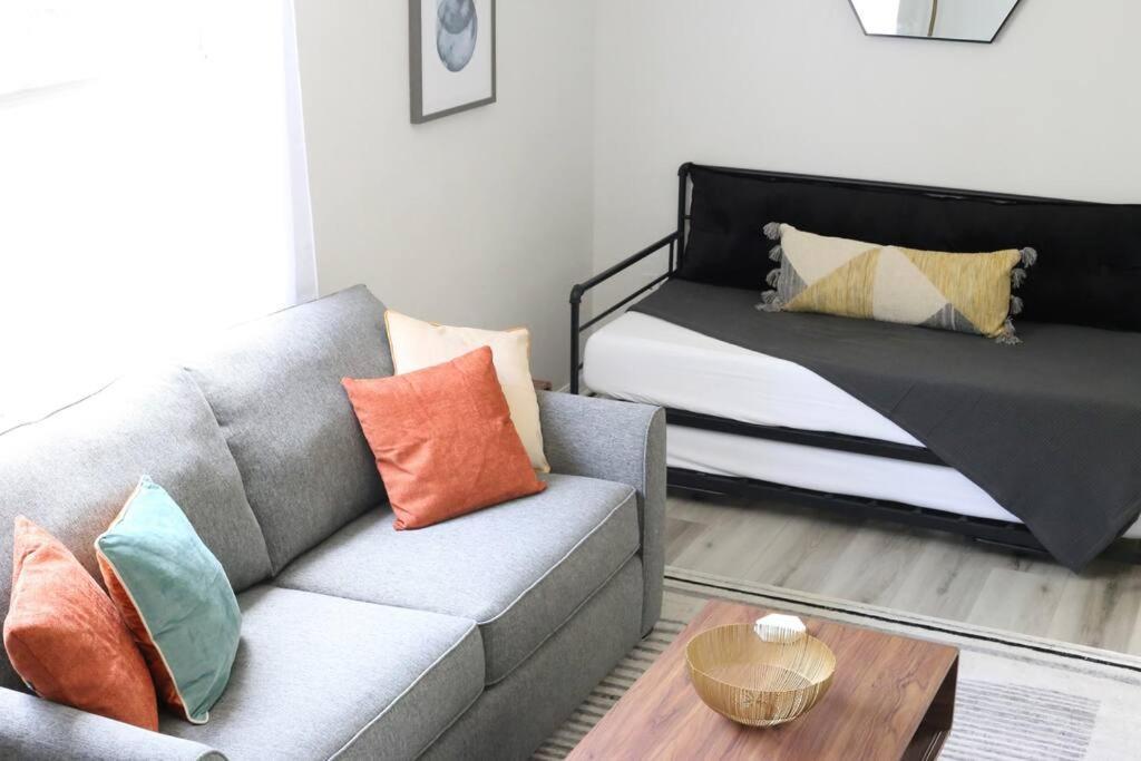 Sanctuary Gainesville Bright 2 Bedroom King Condo Esterno foto